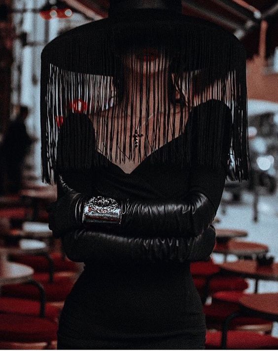 TheEndCult: Crafting a New Epoch in Gothic Elegance