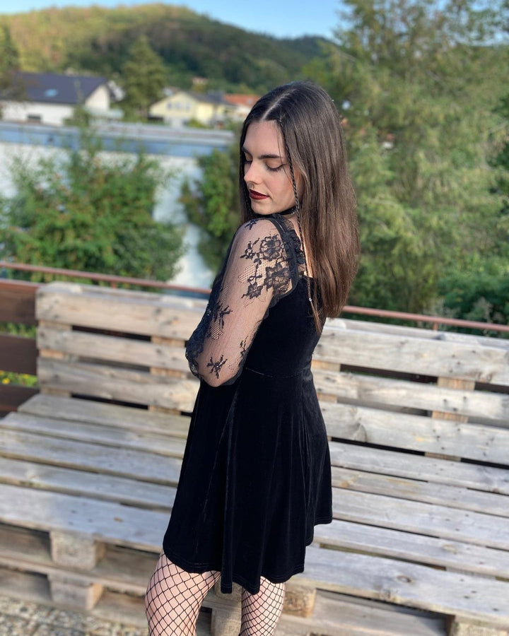 GOTHIC RETRO BEAUTY DRESS